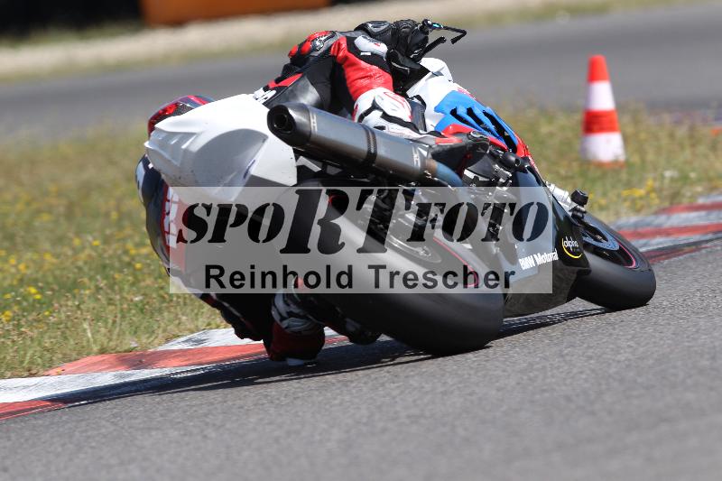 Archiv-2022/40 18.07.2022 Plüss Moto Sport ADR/Freies Fahren/backside
